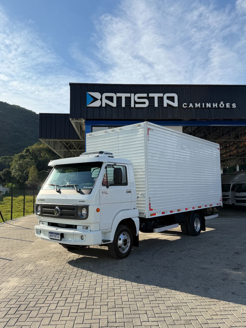 Vw 8-160 E Delivery Bau Metal Forte de 5,5m