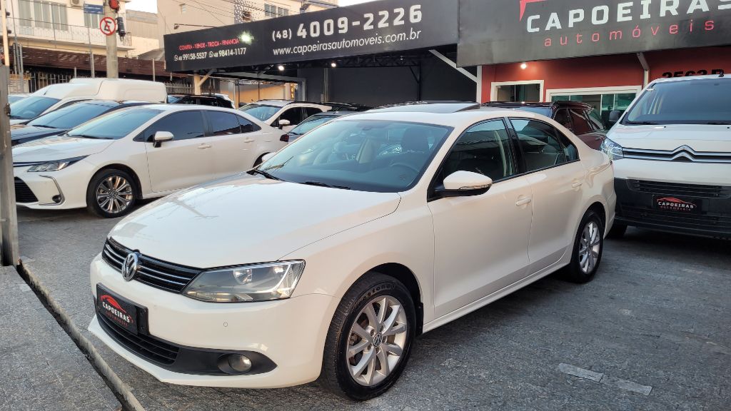 VW Jetta Comfortline 2.0 8v Automatico 2014 Teto Solar