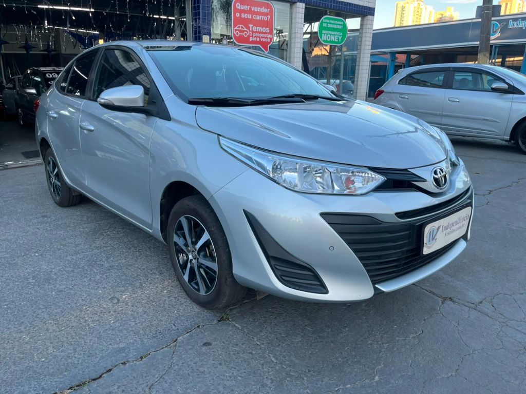 YARIS XL Live Sedan 1.5 Flex 16V 4p Aut.