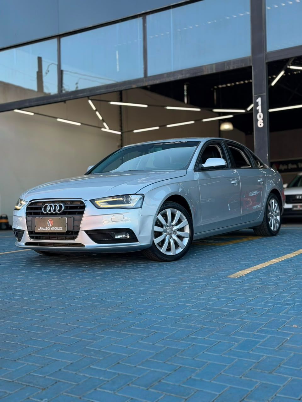 A4 2.0 16V TFSI 180CV AUT.