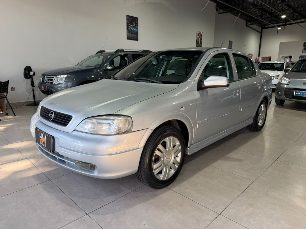 Astra Sedan 2.0/CD/ Expres.GLS 2.0 8V 4p