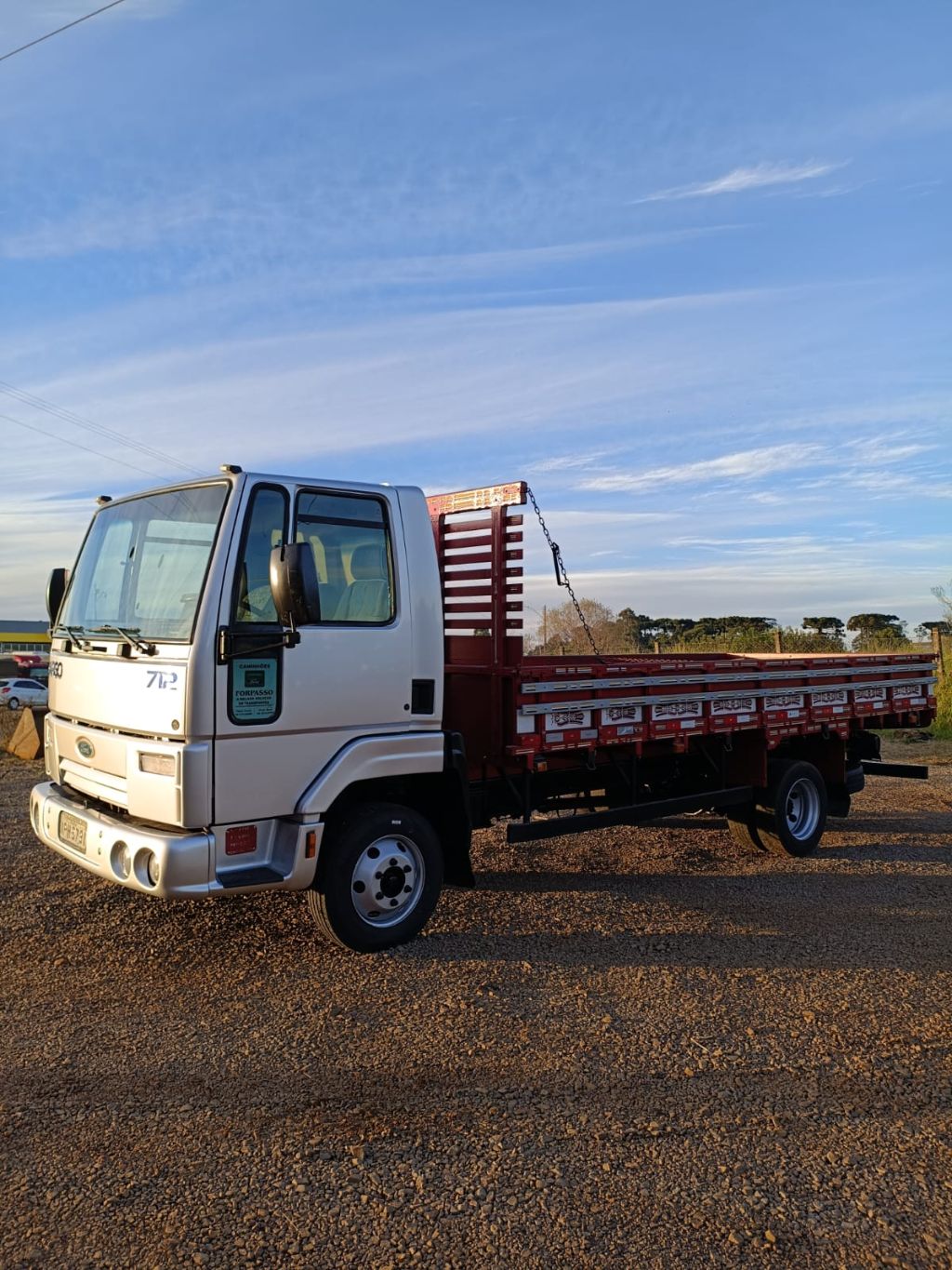 CARGO 712 CARROCERIA ABERTA