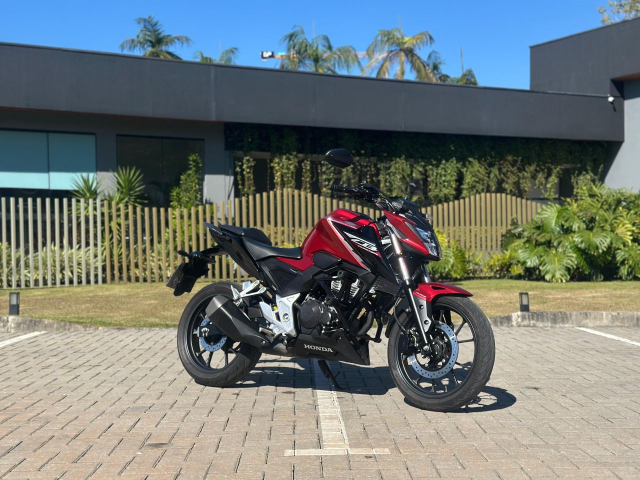 CB 300F Twister Flex