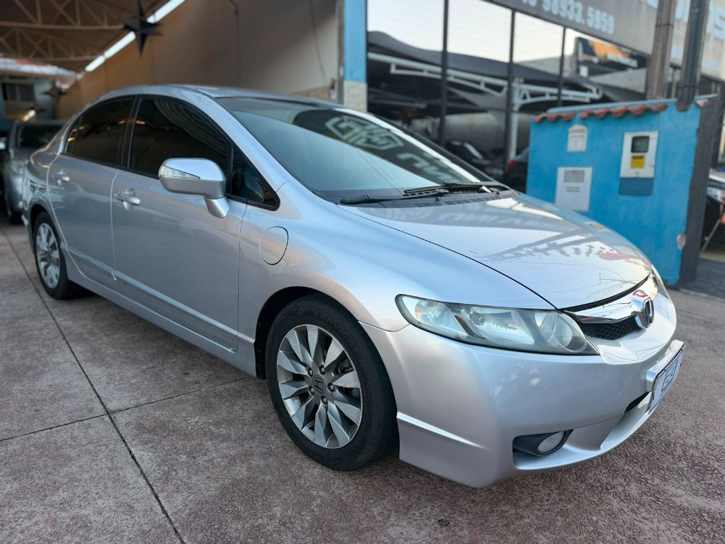 Civic Sed. LXL/LXL SE 1.8 Flex 16V Mec.