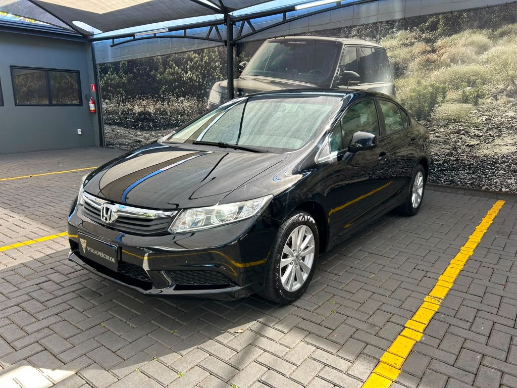 Civic Sedan LXS 1.8/1.8 Flex 16V Aut. 4p