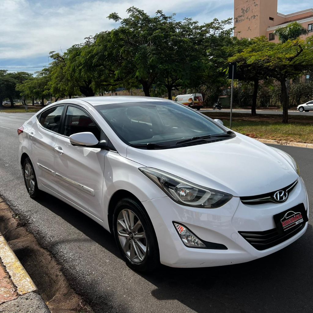 Elantra GLS 2.0 16V Flex Aut.