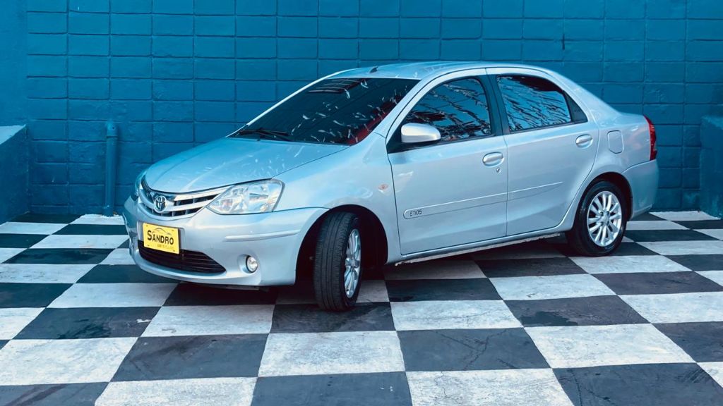 ETIOS XLS 1.5 Flex 16V 5p Mec.