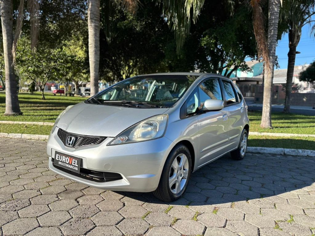 Fit LX 1.4/ 1.4 Flex 8V/16V 5p Mec.