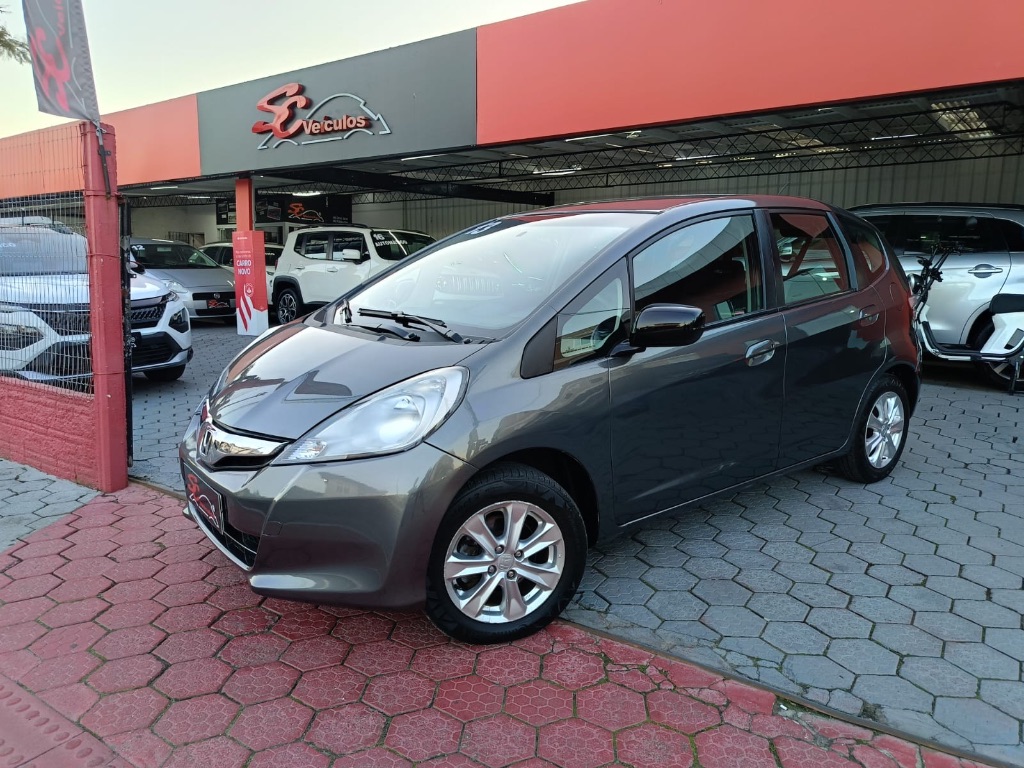 Fit LX 1.4/ 1.4 Flex 8V/16V 5p Mec.