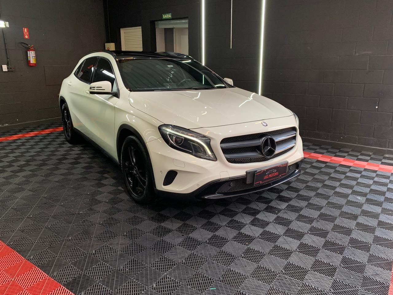 GLA 200 Vision 1.6/1.6 TB 16V Flex Aut.
