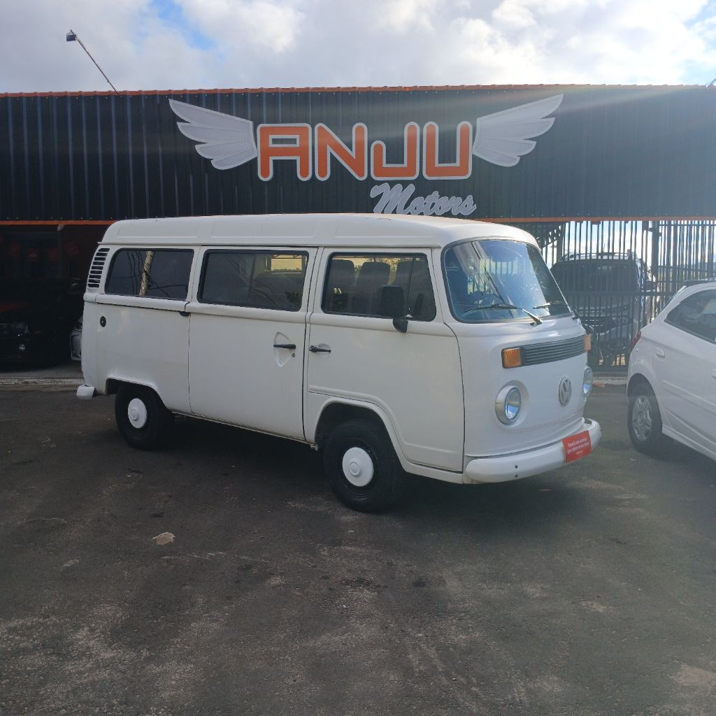 Kombi Lotacao 1.6 MPi