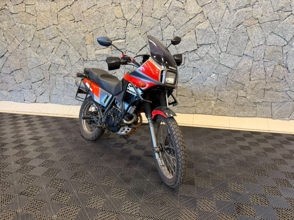 NX 350 SAHARA