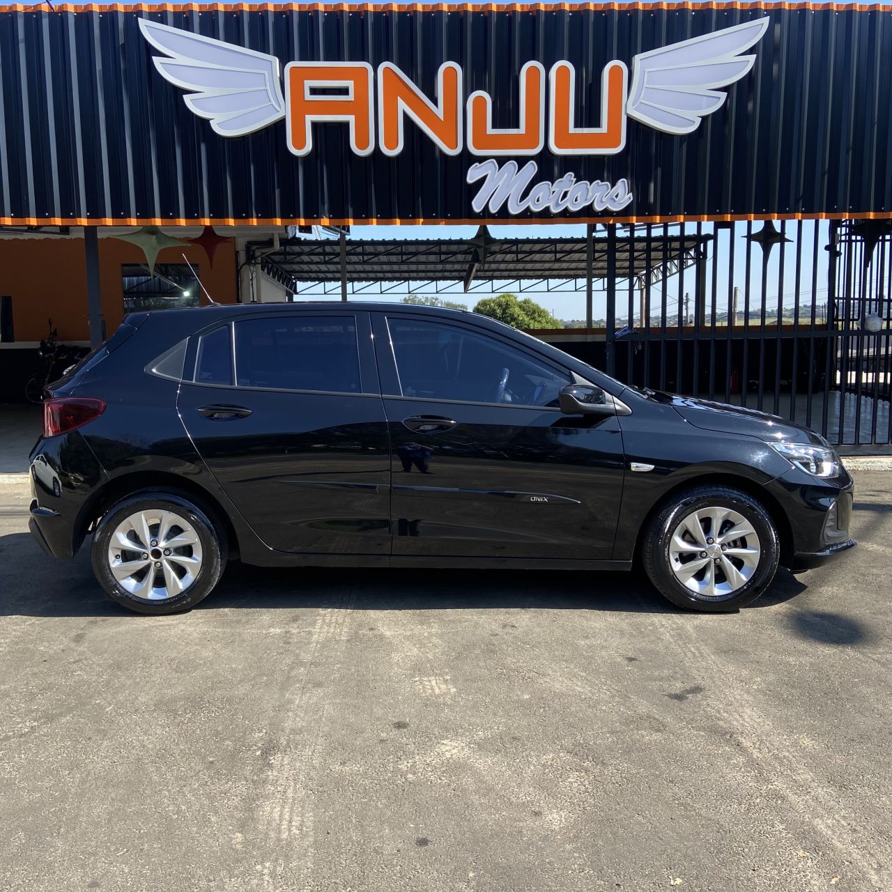 ONIX HATCH LT 1.0 12V Flex 5p Mec.