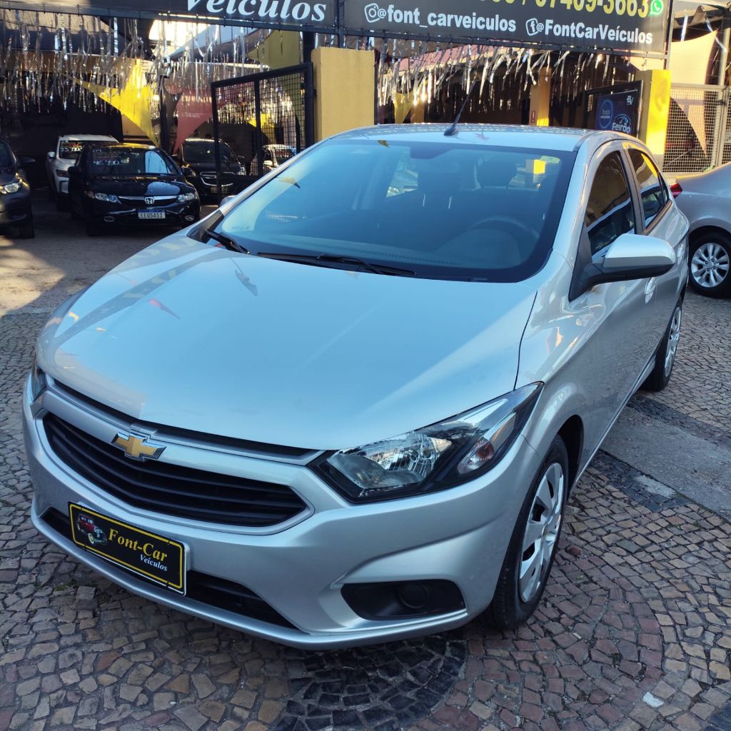 ONIX HATCH LT 1.4 Flex Completo
