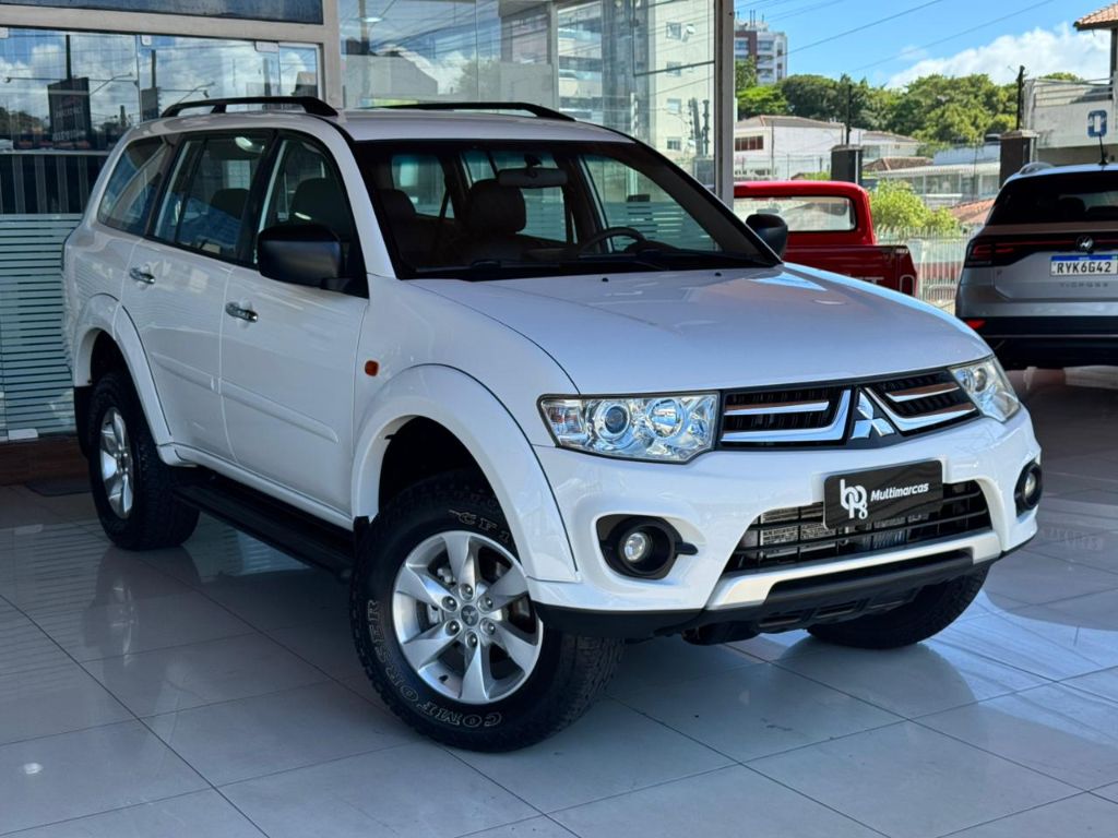 Pajero 3.2 4x4 T.I. Dies. 5p Aut