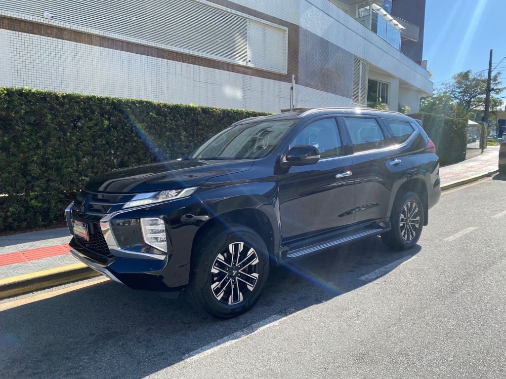 Pajero Sport HPE-S 2.4  4x4 Diesel Aut.