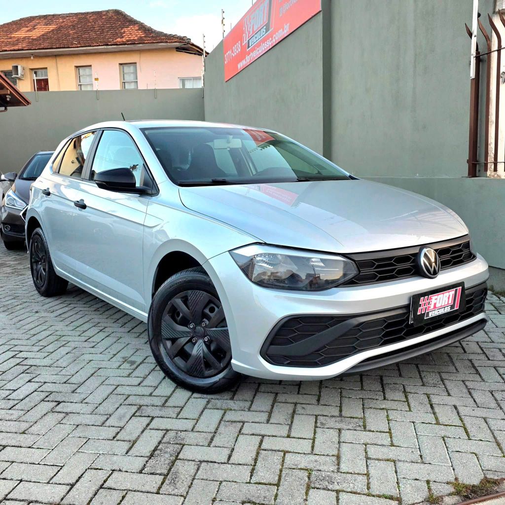 Polo Track 1.0 Flex 12V 5p