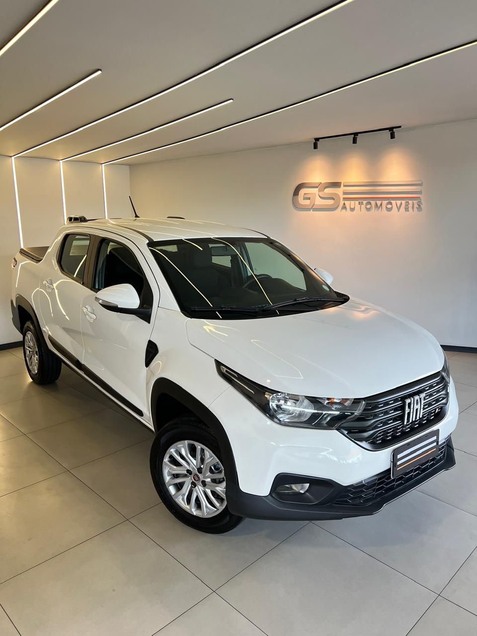 Strada Freedom 1.3 Flex 8V CD