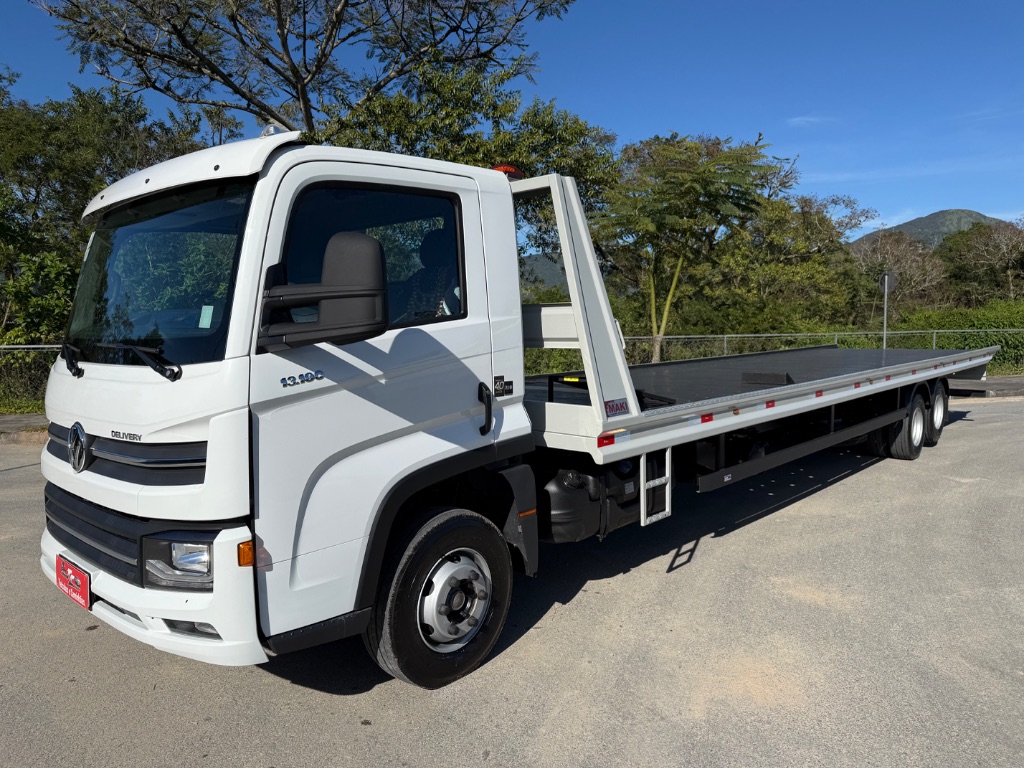 VW 13-180 Delivery PLATAFORMA 10,50m