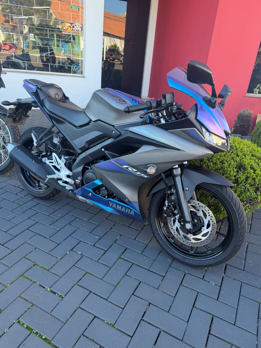 YZF R15 ABS