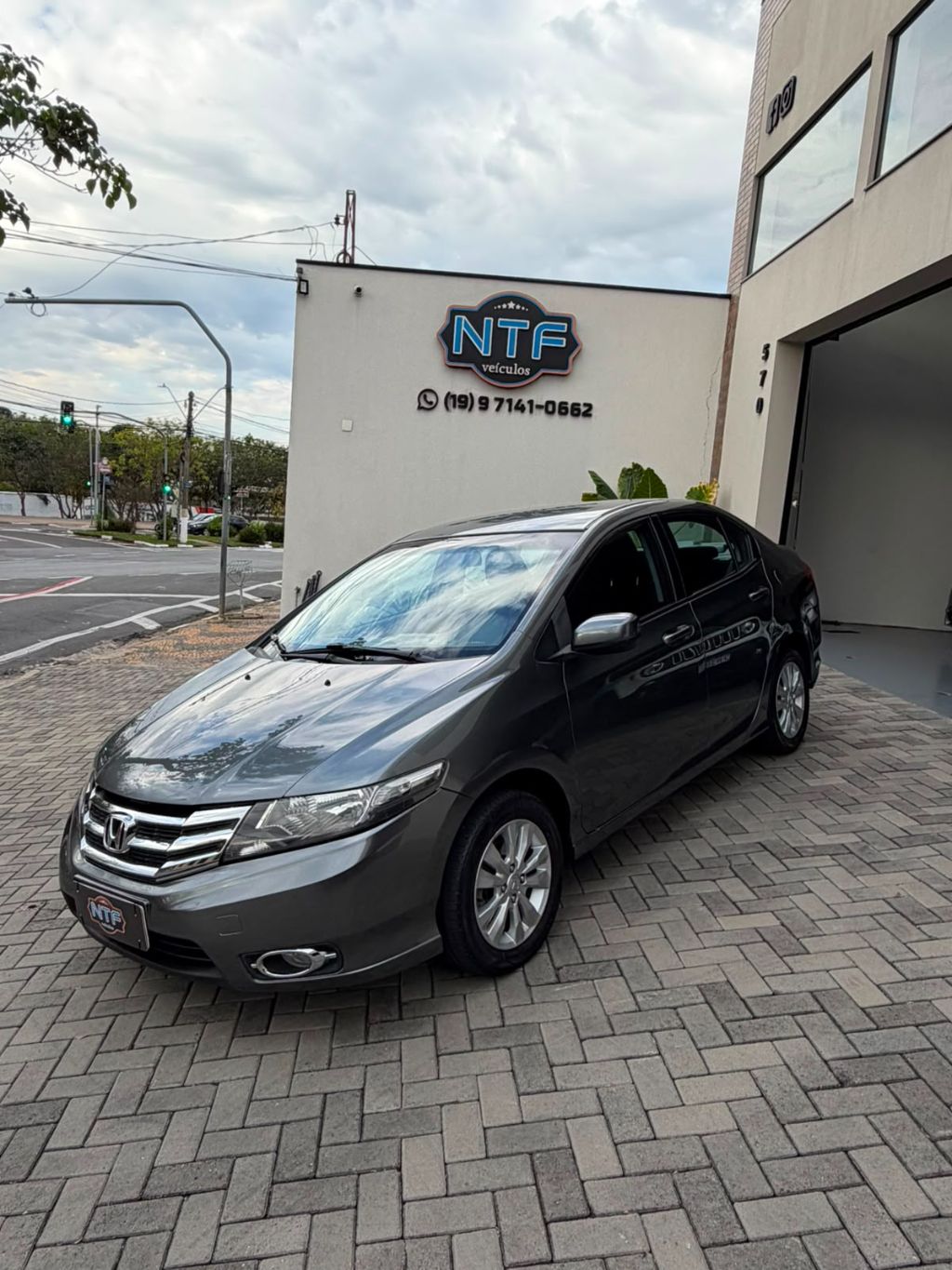 CITY Sedan LX 1.5 Flex 16V 4p Aut.