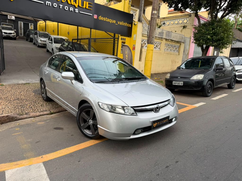 Civic Sedan LXS 1.8/1.8 Flex 16V Aut. 4p
