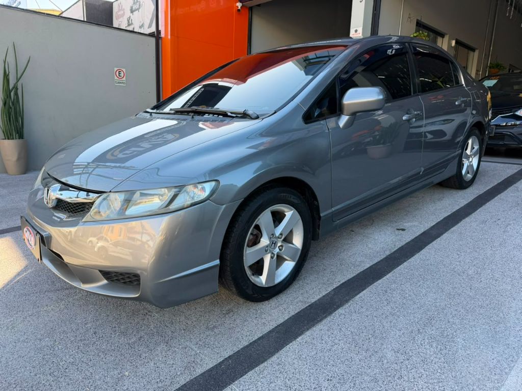 Civic Sedan LXS 1.8/1.8 Flex 16V Aut. 4p