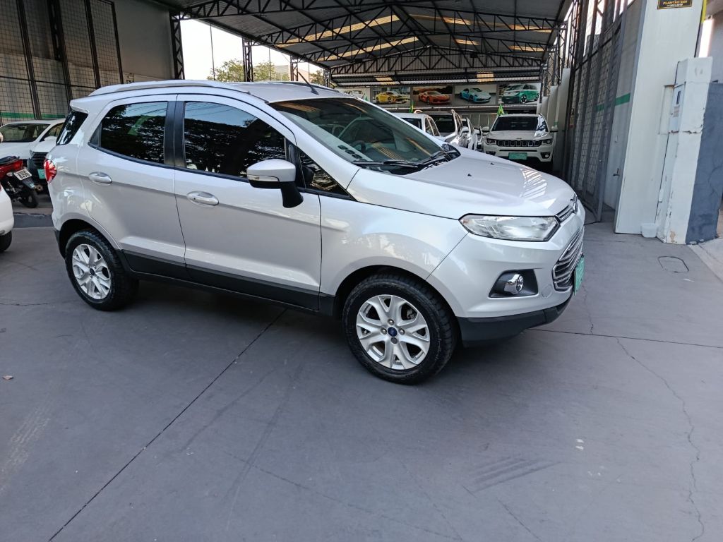 EcoSport TITANIUM 2.0 16V Flex 5p Aut.