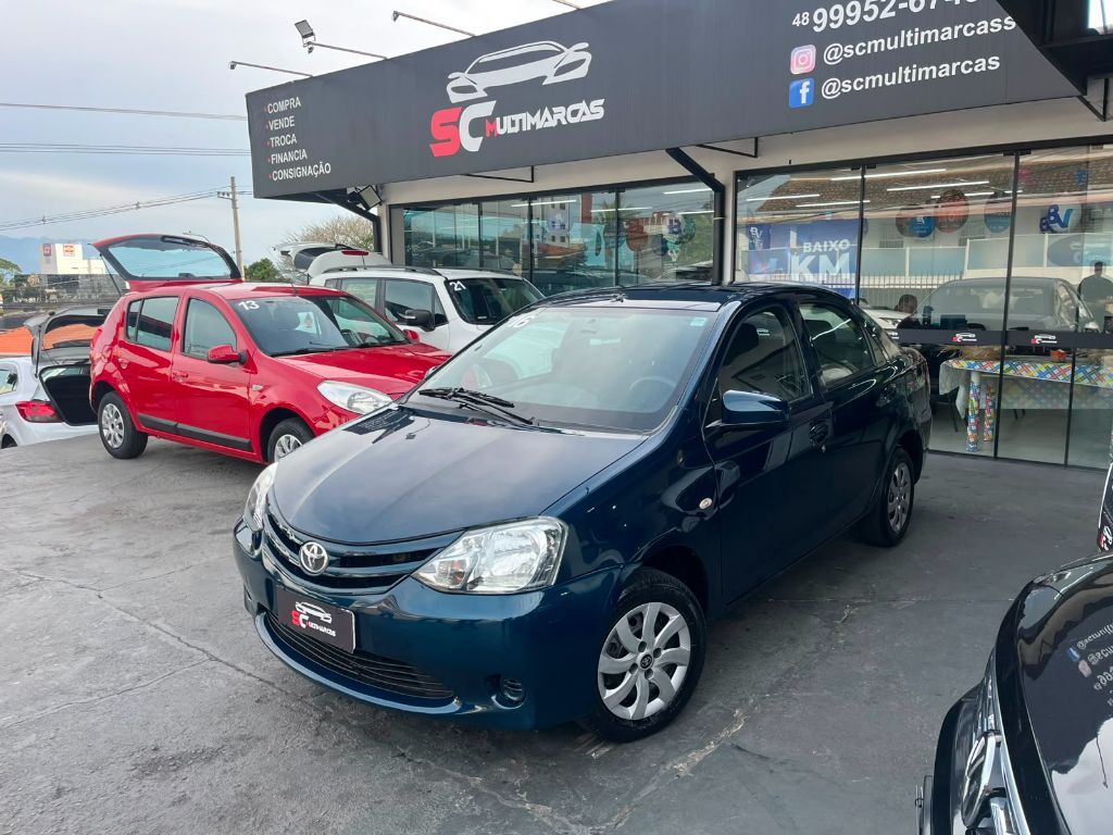 ETIOS X Sedan 1.5 Flex 16V 4p Mec.