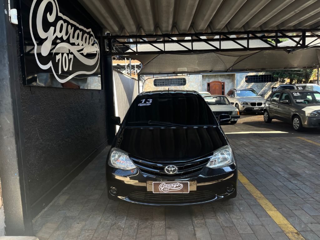 ETIOS XS  1.3 Flex 16V 5p Mec.