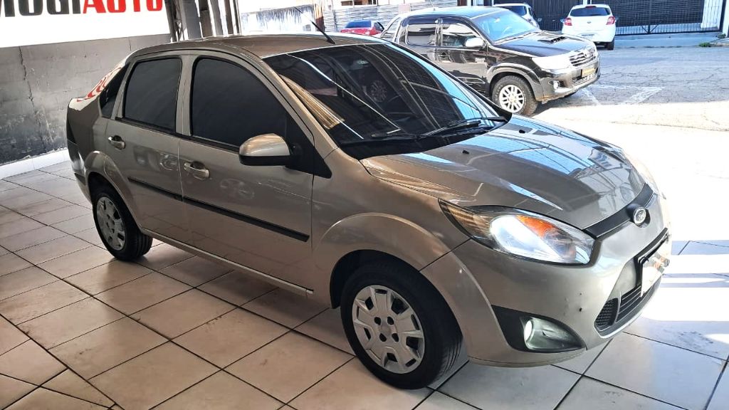 Fiesta Sedan 1.6 16V Flex Mec.