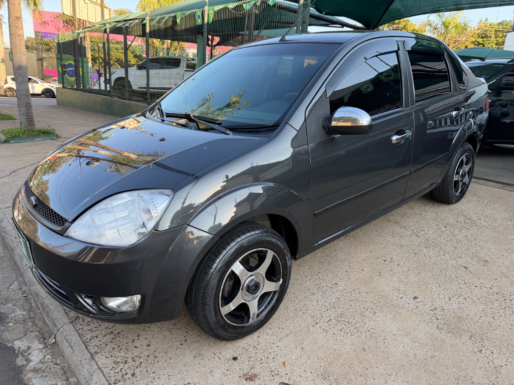 Fiesta Sedan Personnalite 1.0 8V 4p