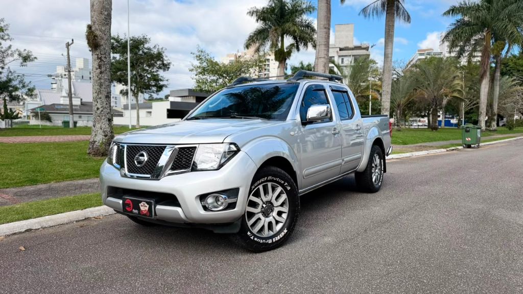 Frontier SL CD 4x4 2.5 Diesel Automatica 