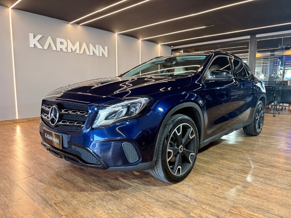 GLA 200 Night 1.6. TB 16V Flex Aut.