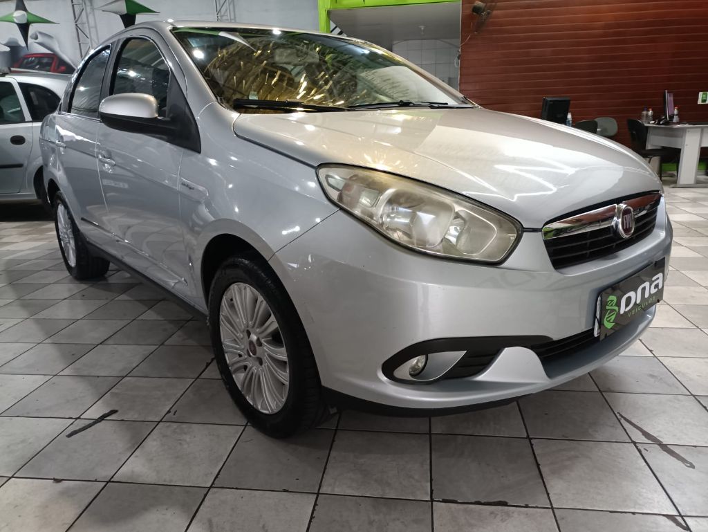Grand Siena ESSENCE Dual. 1.6 Flex 16V