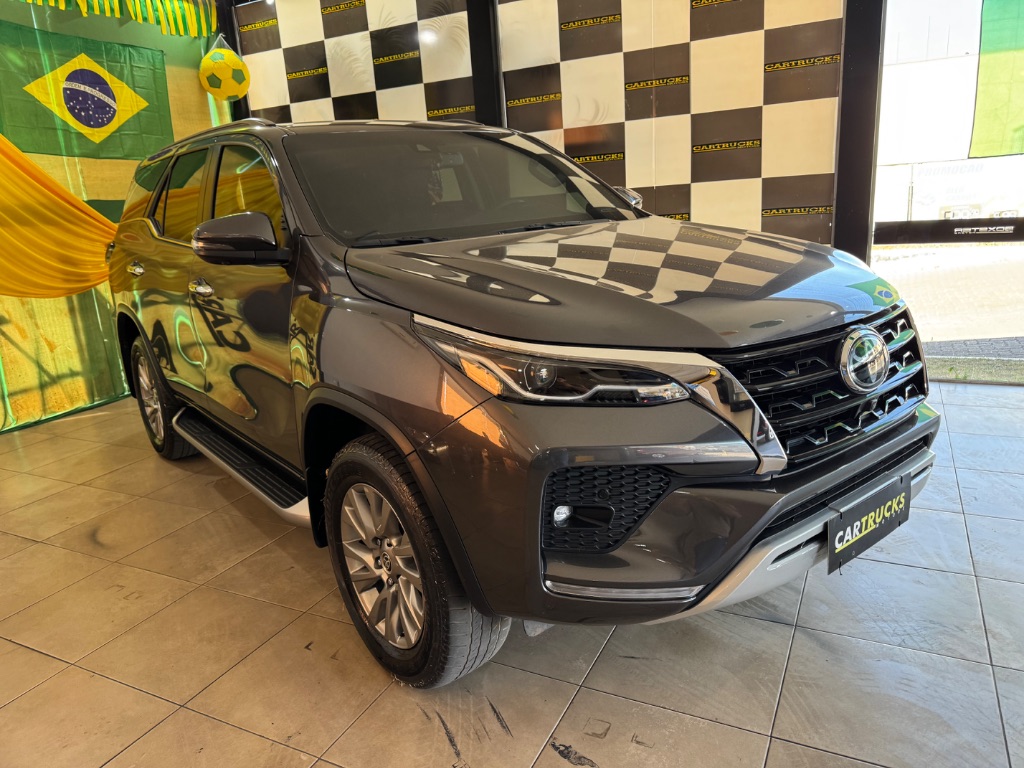 Hilux SW4 SRX 4x4 2.8 TDI 16V Dies. Aut.