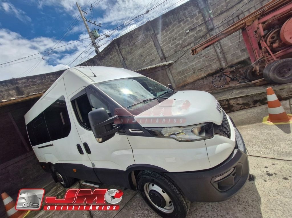 Iveco Daily 45-170 Executiva a venda ano 2022 COD.360