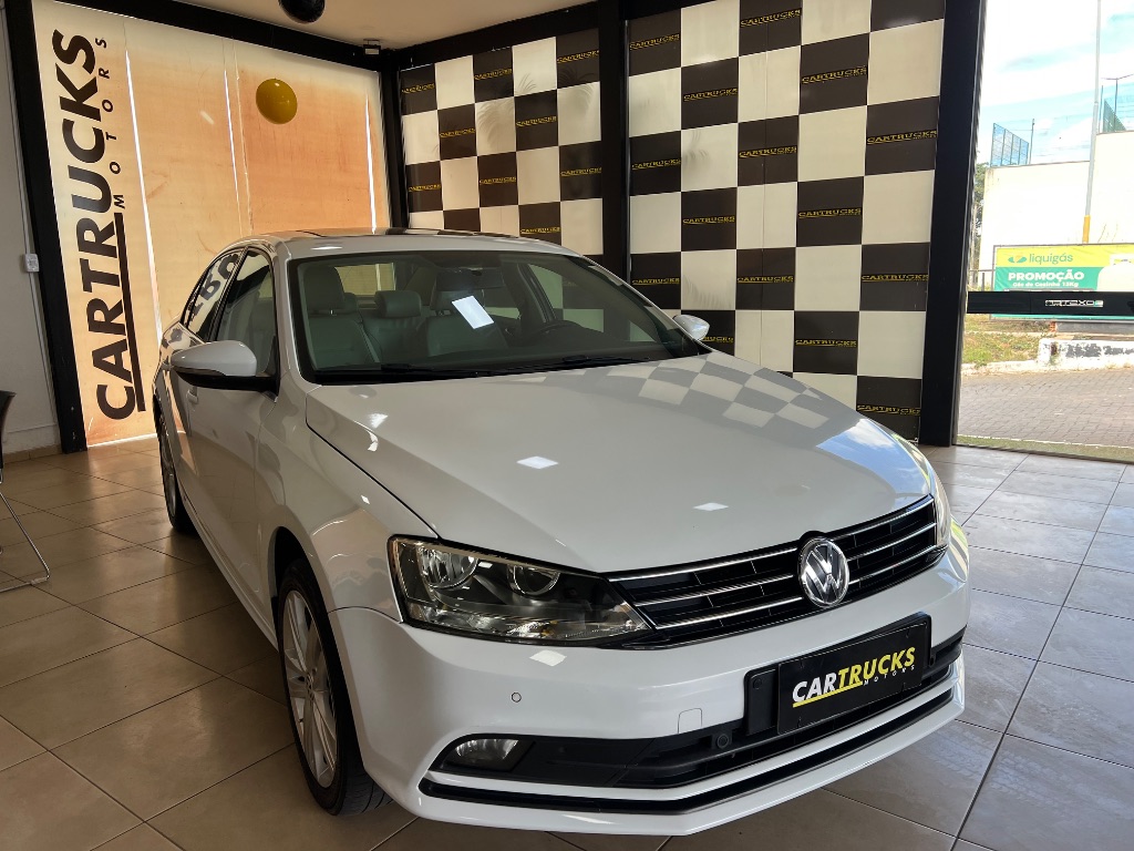 JETTA Highline 2.0 TSI 16V 4p Tiptronic