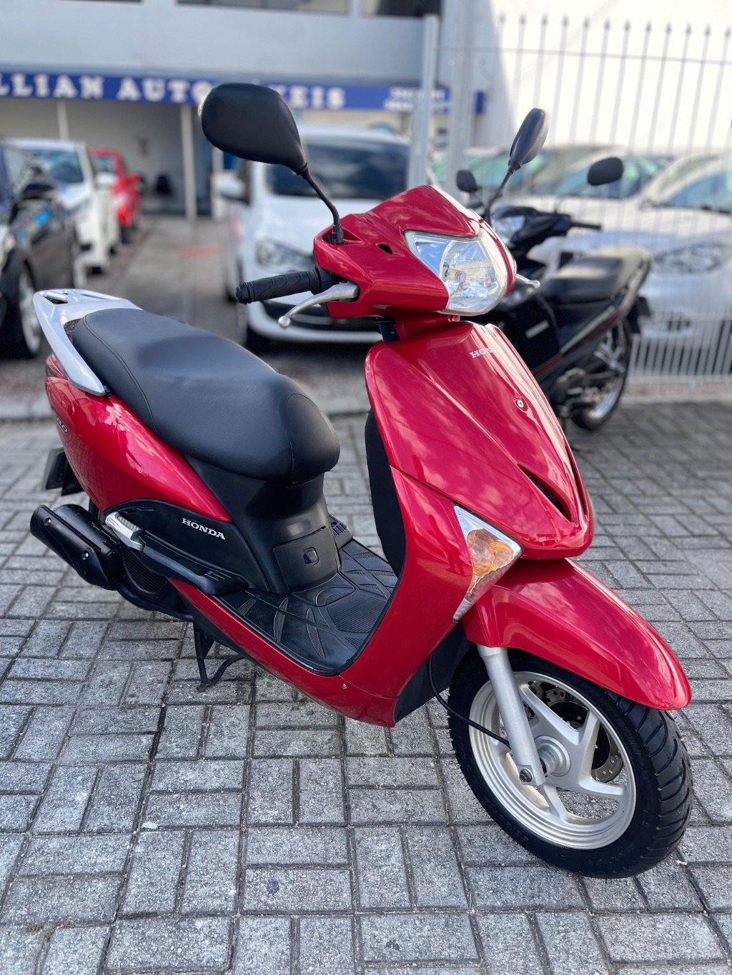 LEAD 110