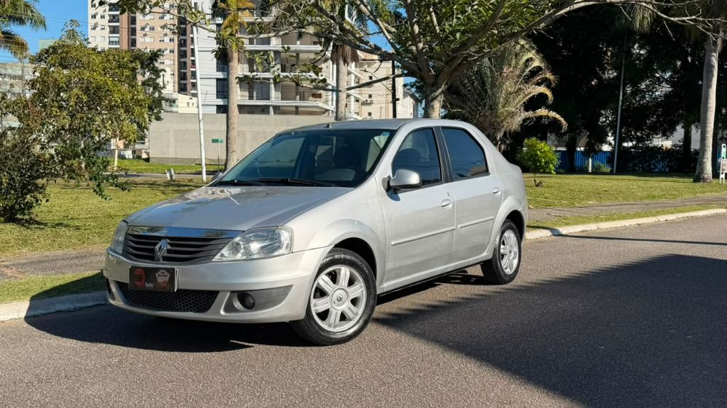 LOGAN Expression Hi-Flex 1.6 8V 4p