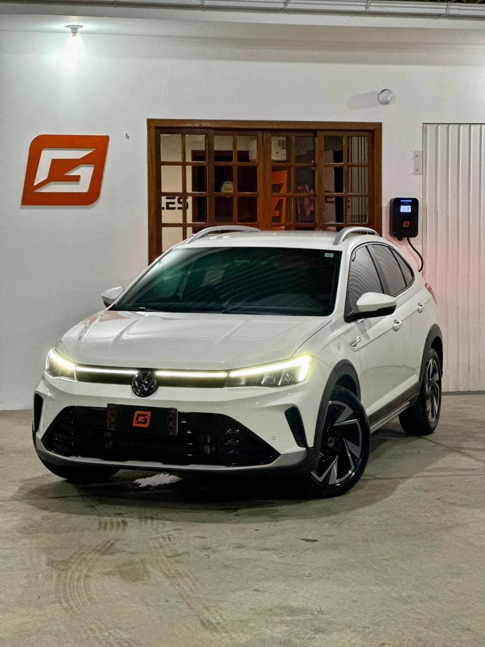 Nivus Highline 1.0 200 TSI Flex Aut. 18.851 km 2025 