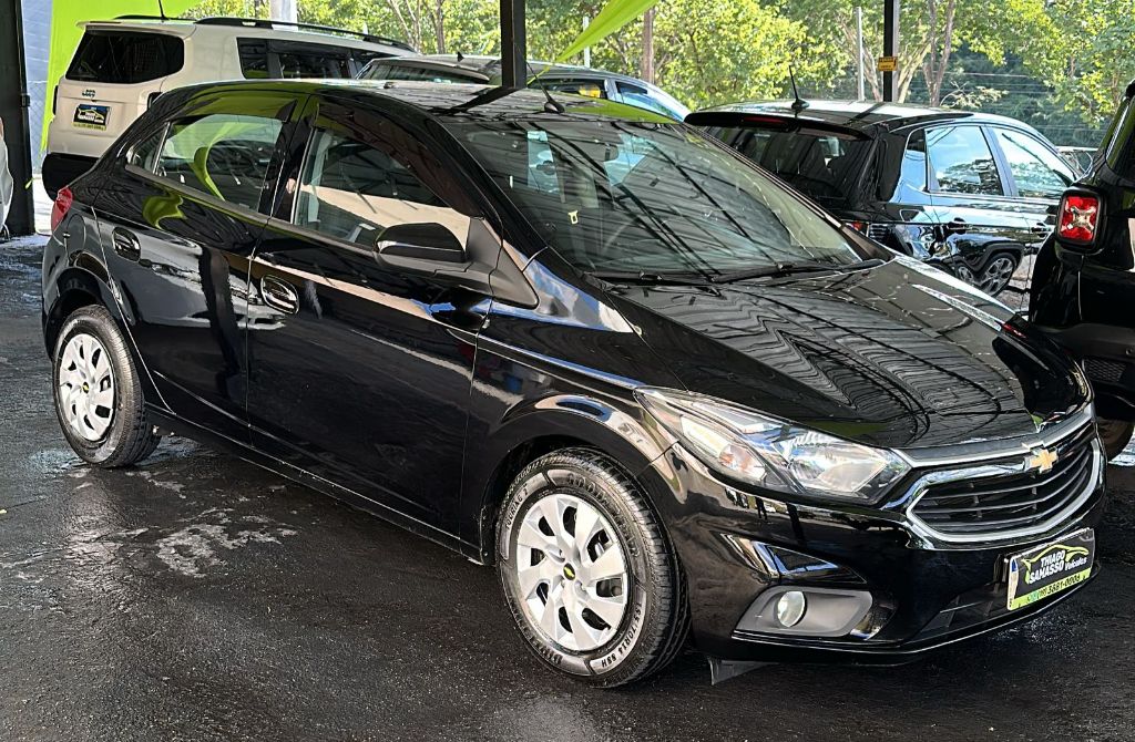 ONIX HATCH LT 1.0 8V FlexPower 5p Mec.