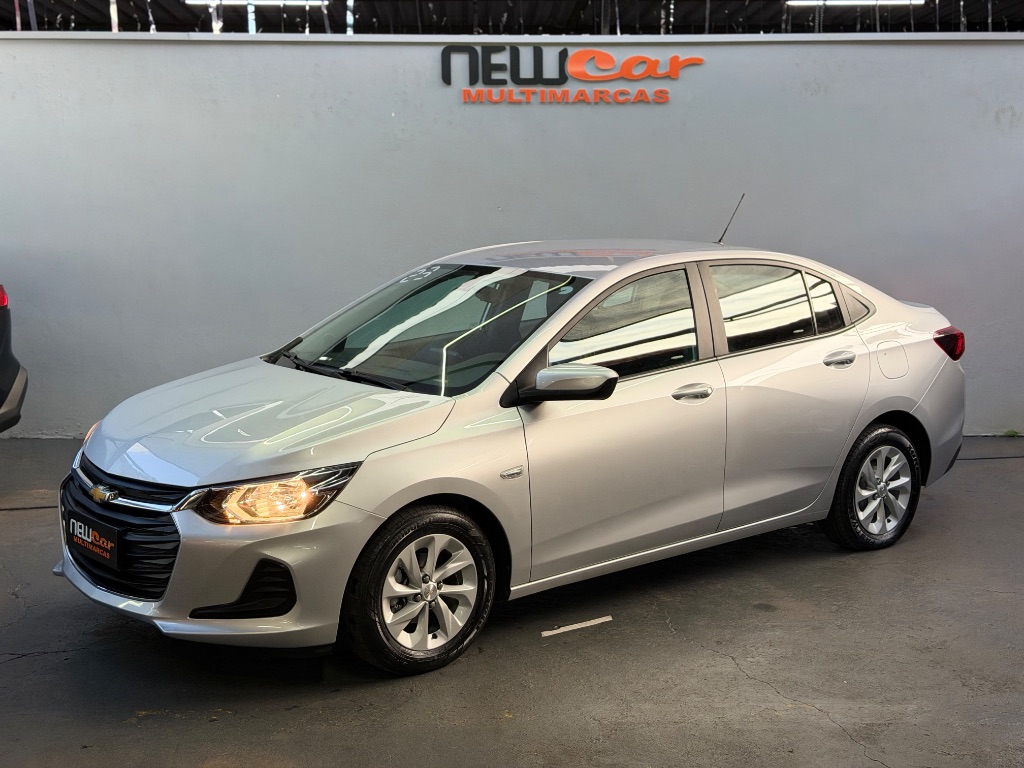 ONIX SEDAN Plus LT 1.0 12V Flex 4p Mec.