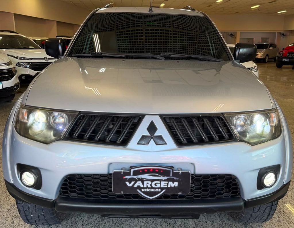 Pajero DAKAR 3.2 4x4 T.I. Dies. 5p Aut.
