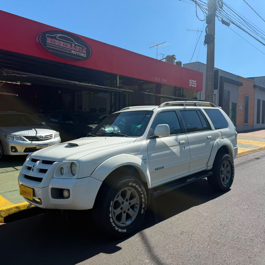 Pajero Sport 3.5 V6 Flex 4x4 Aut. 5 lugares