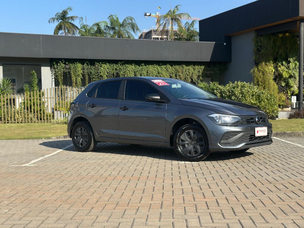 Polo Track 1.0 Flex 12V 5p
