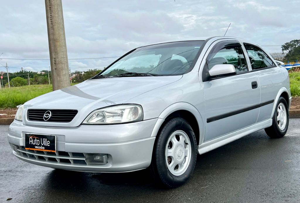 Astra 2.0/ CD/ GLS 2.0 MPFI 16V 3p