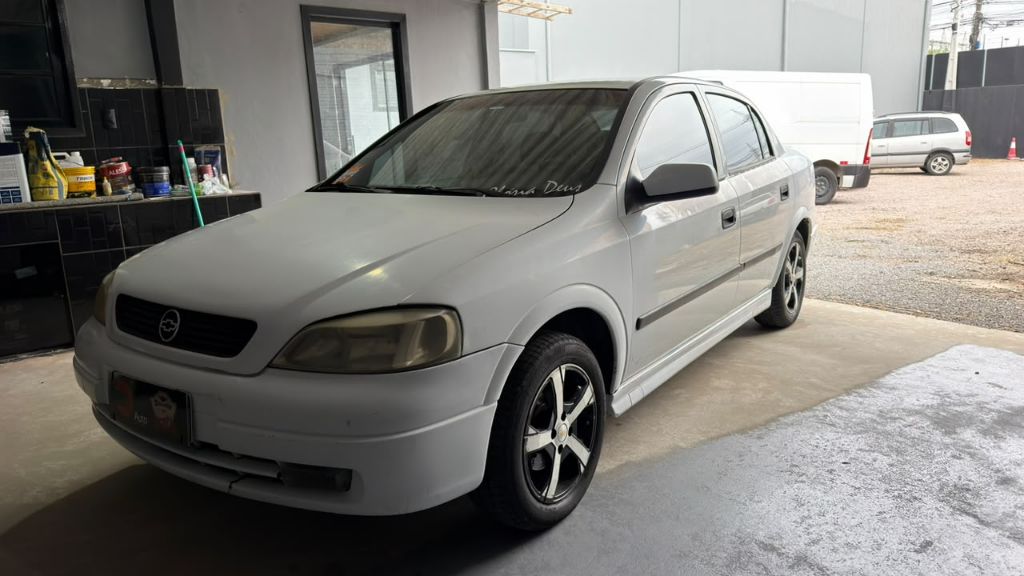 Astra GL 1.8 MPFI 3p