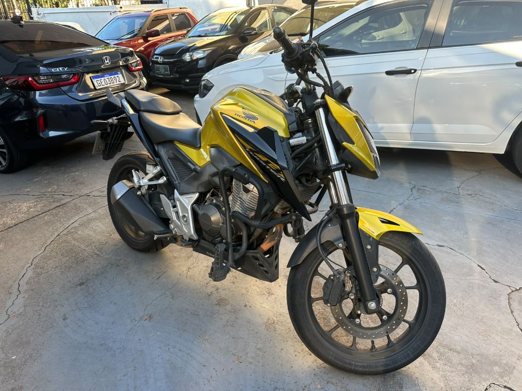 CB 300F Twister Flex