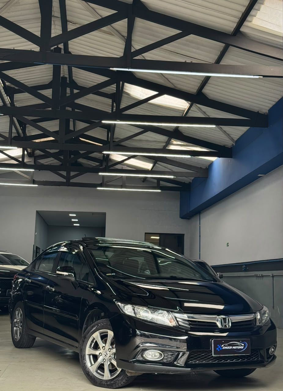 Civic Sedan EXS 1.8/1.8 Flex 16V Aut. 4p